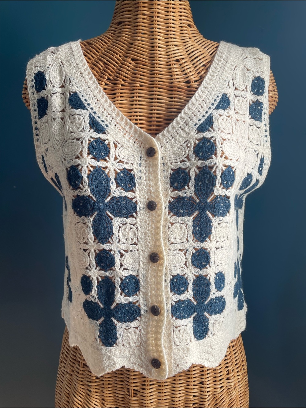 Cream Dark Blue Floral Crochet Button Front Vest V-Neck Scalloped Hem
